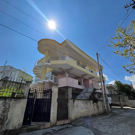 Διαμέρισμα Flat In *