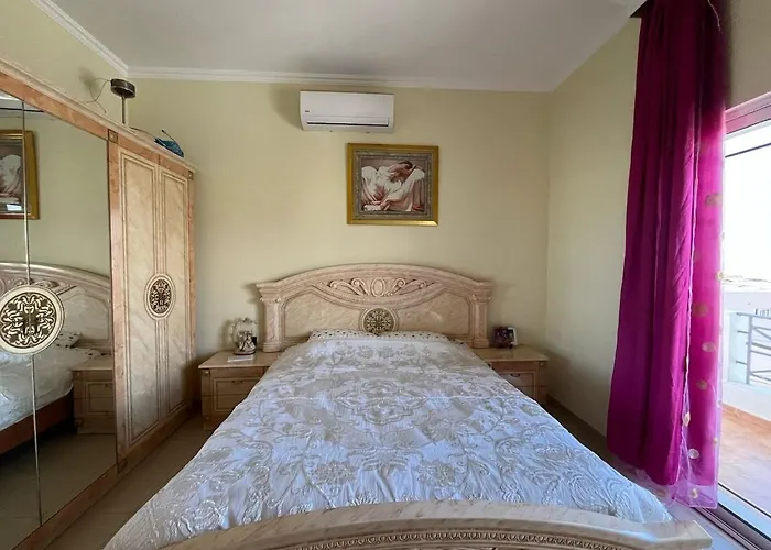 Appartement Flat In *